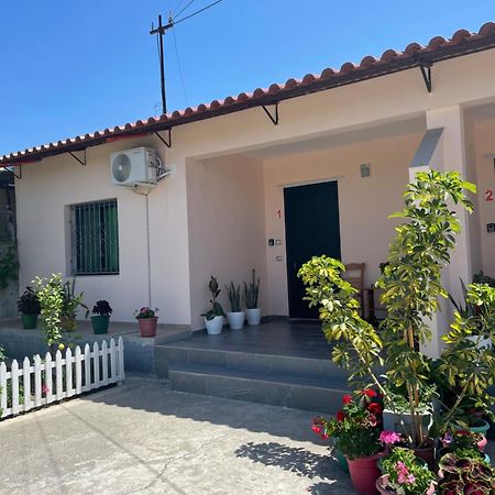 Rental Houses Dukaj Влёра Экстерьер фото